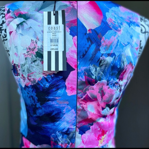 Coast dress - Picture 7 of 10